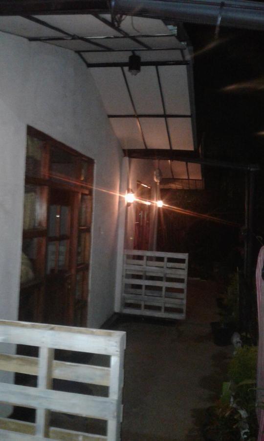 Lily Adam'S Peak Bed and Breakfast Nallathanniya Eksteriør billede